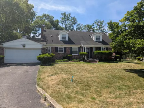 22909 Newport St, Southfield, MI 48075