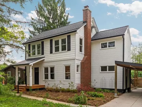 2050 Camelot Rd, Ann Arbor, MI 48104