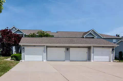 1704 Weatherstone Dr, Pittsfield, MI 48108
