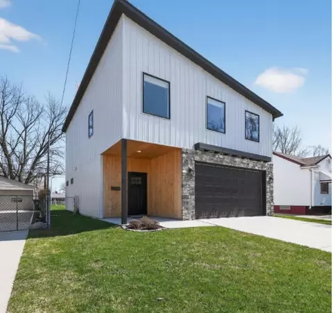 23112 Vassar Ave, Hazel Park, MI 48030
