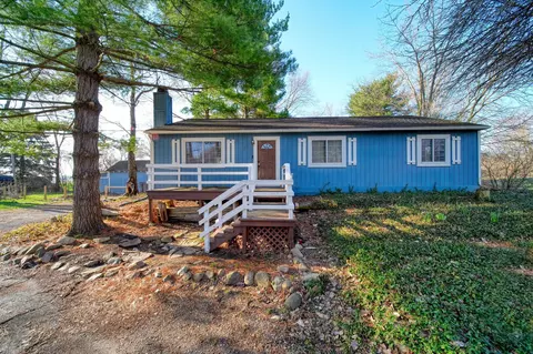 6112 Bemis Rd, Augusta, MI 48197