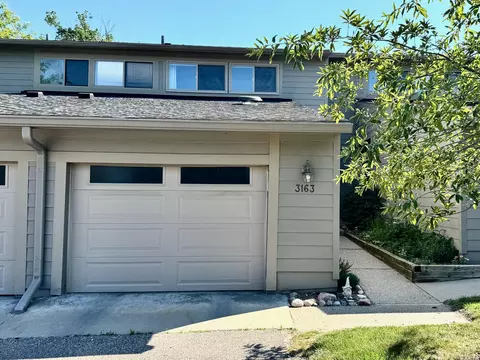 3163 Lake Hvn, Ann Arbor, MI 48105