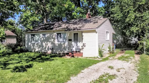 32314 Ogemaw St, Westland, MI 48186