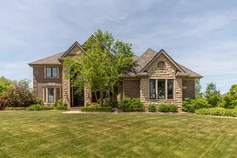 2376 Westbrooke Cir S, Ann Arbor, MI 48105