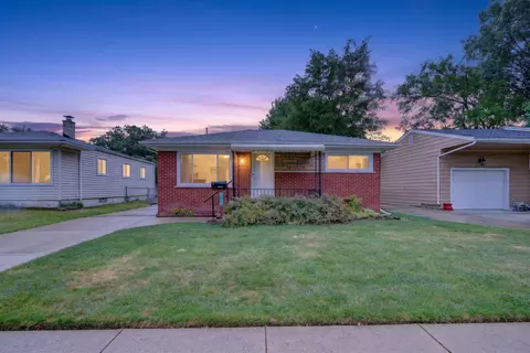 29360 Howard Ave, Madison Heights, MI 48071