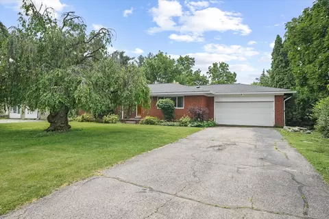 45145 Jeanette Ave, Van Buren, MI 48111