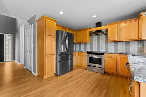 Other - 33324 Sand Piper Dr, Romulus, MI 48174 photo 5 of 12