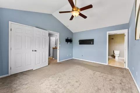 Bedroom - 33324 Sand Piper Dr, Romulus, MI 48174 photo 2 of 8