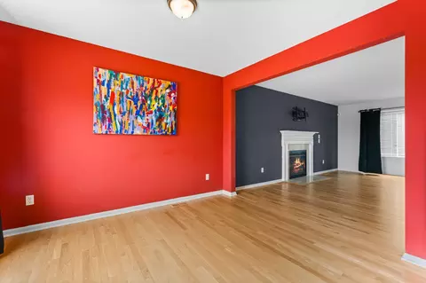 Living - 33324 Sand Piper Dr, Romulus, MI 48174 photo 6 of 6