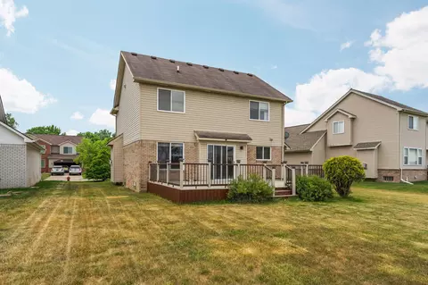 Exterior - 33324 Sand Piper Dr, Romulus, MI 48174 photo 3 of 10