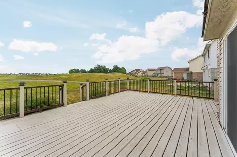 Exterior - 33324 Sand Piper Dr, Romulus, MI 48174 photo 6 of 10
