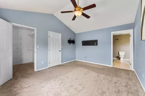Bedroom - 33324 Sand Piper Dr, Romulus, MI 48174 photo 3 of 8