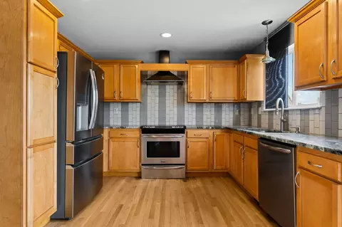 Kitchen - 33324 Sand Piper Dr, Romulus, MI 48174 photo 1 of 1