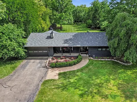 1145 W Bemis Rd, York, MI 48176