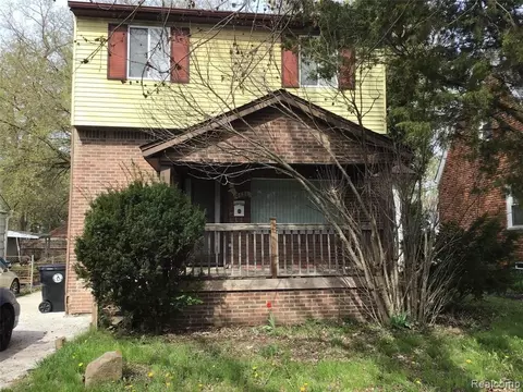 18681 Five Points St, Redford, MI 48240