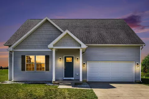 11501 Warrior Trl, Grass Lake, MI 49240