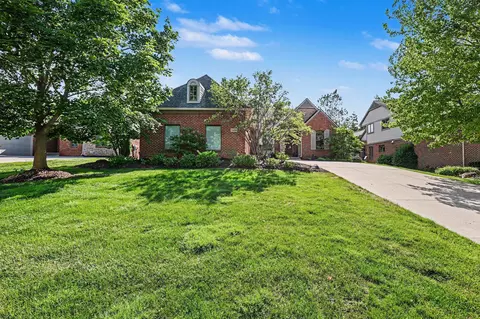 5368 Pinnacle Ct, Pittsfield, MI 48108