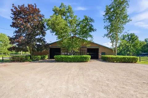 Exterior - 1925 S Bartlett Rd, St. Clair, MI 48079 photo 4 of 18