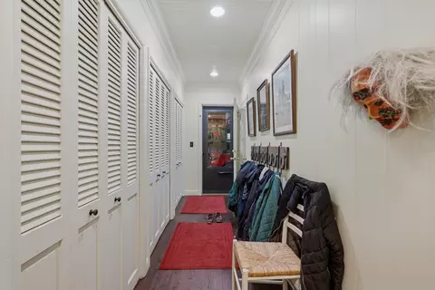 Entry Way - 1925 S Bartlett Rd, St. Clair, MI 48079 photo 4 of 4