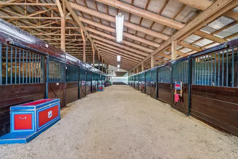 Entry Way - 1925 S Bartlett Rd, St. Clair, MI 48079 photo 1 of 4