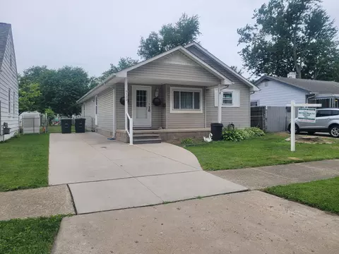 6322 Princess St, Taylor, MI 48180