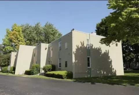 33027 Fargo St, Livonia, MI 48152