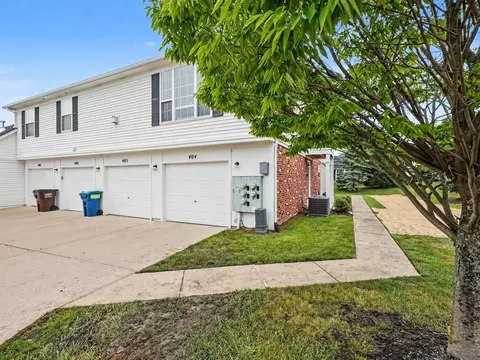 Exterior - 404 Riversedge Dr, Saline, MI 48176 photo 2 of 5
