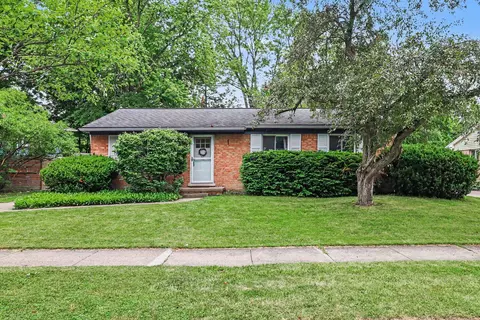 624 Susan Dr, Ann Arbor, MI 48103