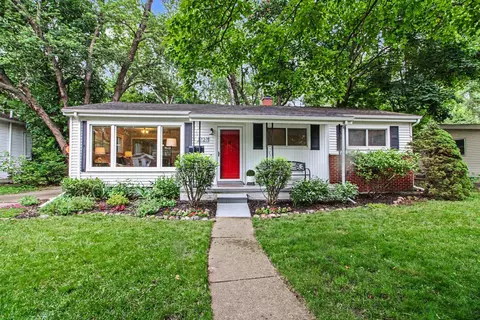 2727 Hampshire Rd, Ann Arbor, MI 48104