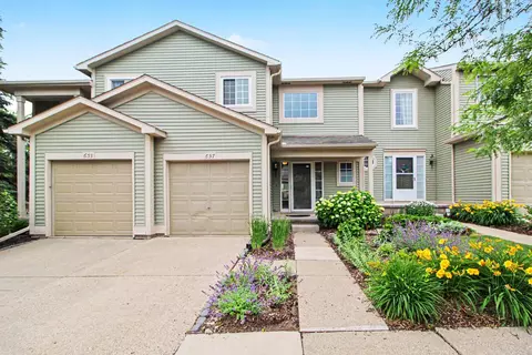 637 Liberty Pointe Dr, Ann Arbor, MI 48103