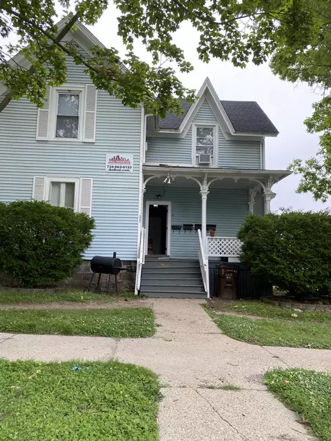 608 Pearl St, Ypsilanti, MI 48197