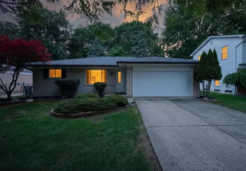212 Charterhouse Dr, Canton, MI 48188