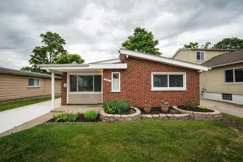 23723 Reynolds Ave, Hazel Park, MI 48030