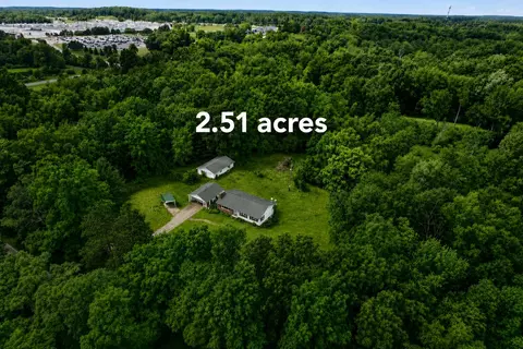 7836 Cuff Rd, Sandstone, MI 49269