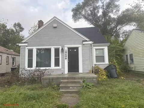 18498 Vaughan St, Detroit, MI 48219