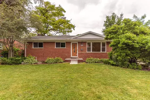 641 Louise Dr, Ann Arbor, MI 48103