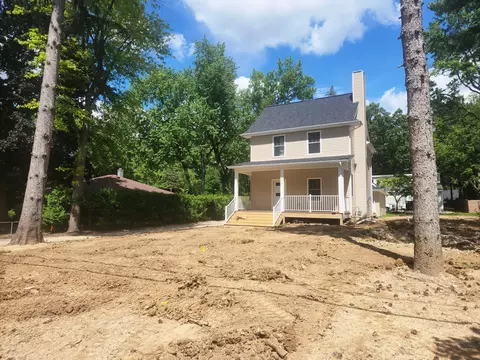 592 Kuehnle Ave, Ann Arbor, MI 48103