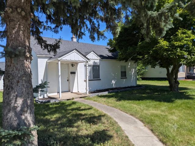 5754 Arcola St, Garden City, MI 48135