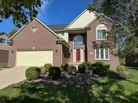 13283 Karl Dr, Plymouth, MI 48170