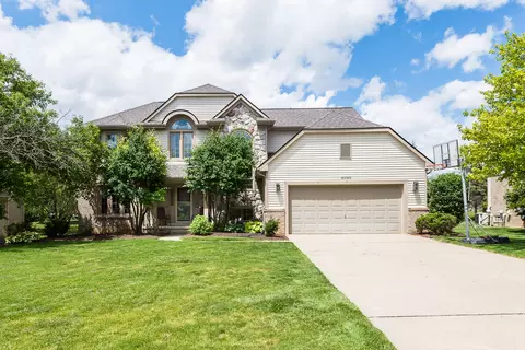 40740 Delta Dr, Northville, MI 48168