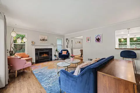 Living - 2000 E Stadium Blvd, Ann Arbor, MI 48104 photo 1 of 4