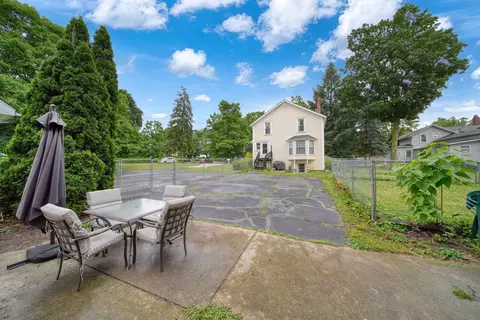 Exterior - 1101 Williams St, Adrian, MI 49221 photo 17 of 23