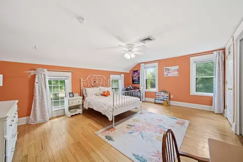 Bedroom - 1101 Williams St, Adrian, MI 49221 photo 5 of 8