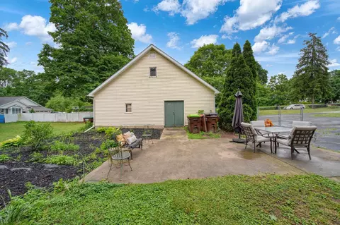 Exterior - 1101 Williams St, Adrian, MI 49221 photo 16 of 23