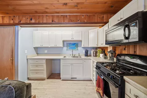 Kitchen - 1101 Williams St, Adrian, MI 49221 photo 4 of 4