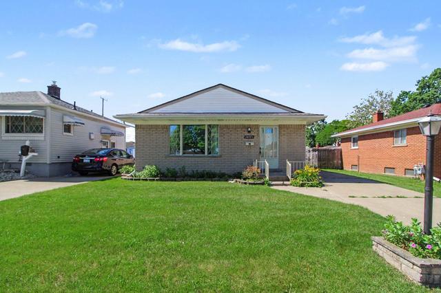 24725 Hass St, Dearborn Heights, MI 48127