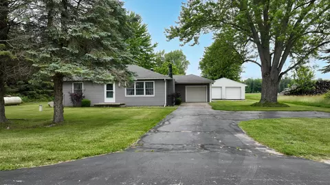 18788 Dice Rd, Richland, MI 48637