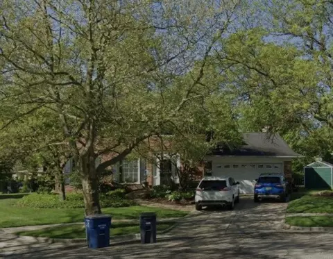 2912 Sheffield Ct, Ann Arbor, MI 48105