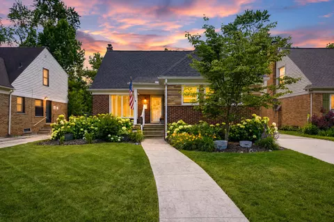 1921 Earlmont Rd, Berkley, MI 48072