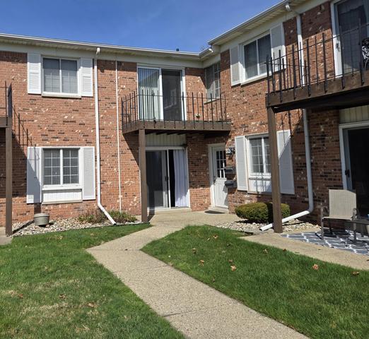 1512 Normandy Ct UNIT ROYAL, Royal Oak, MI 48073